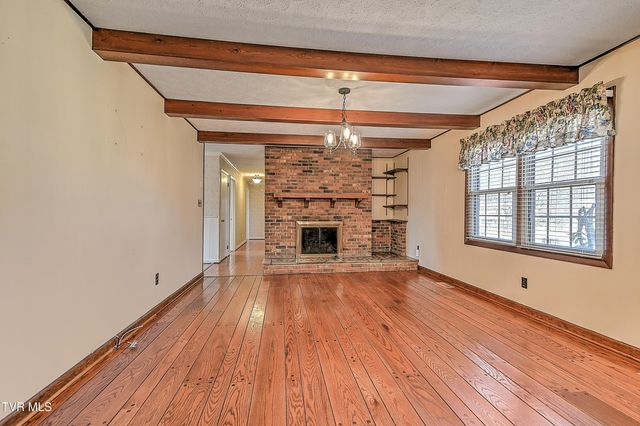 110 Quillen Drive, Bristol, VA 24201