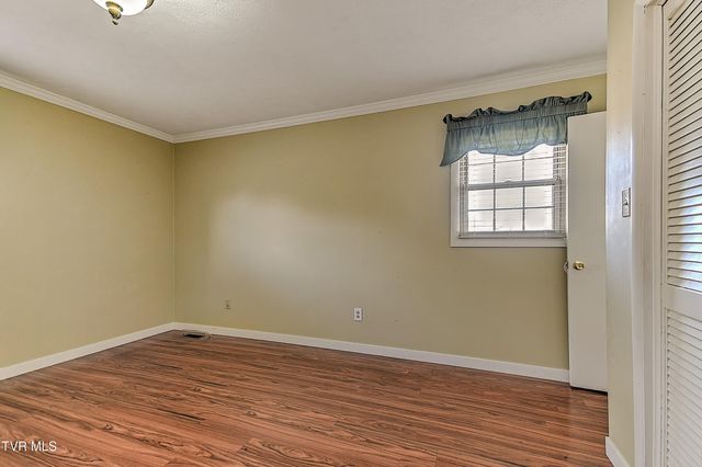 110 Quillen Drive, Bristol, VA 24201