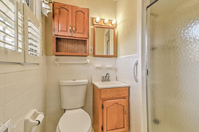 110 Quillen Drive, Bristol, VA 24201