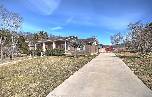 110 Quillen Drive, Bristol, VA 24201