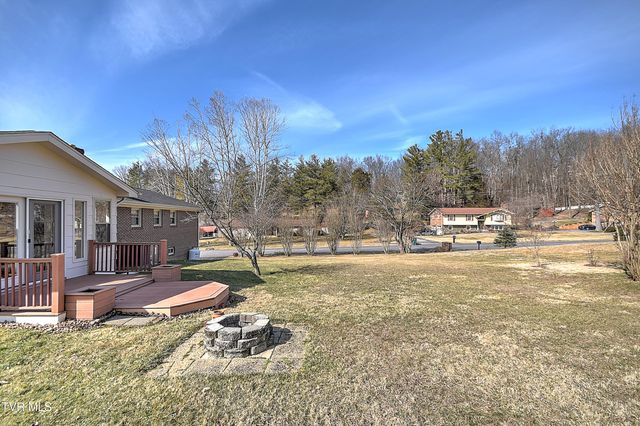 110 Quillen Drive, Bristol, VA 24201