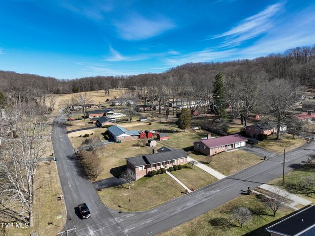 110 Quillen Drive, Bristol, VA 24201