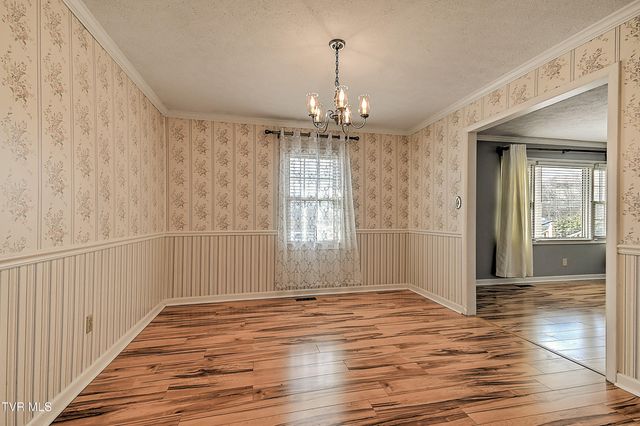 110 Quillen Drive, Bristol, VA 24201