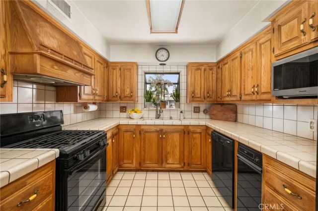 12141 Movius, Garden Grove, CA 92840
