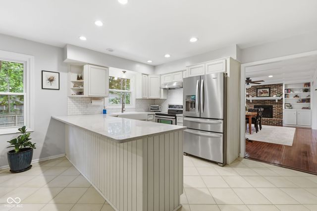 10525 Lasalle Road, Carmel, IN 46033