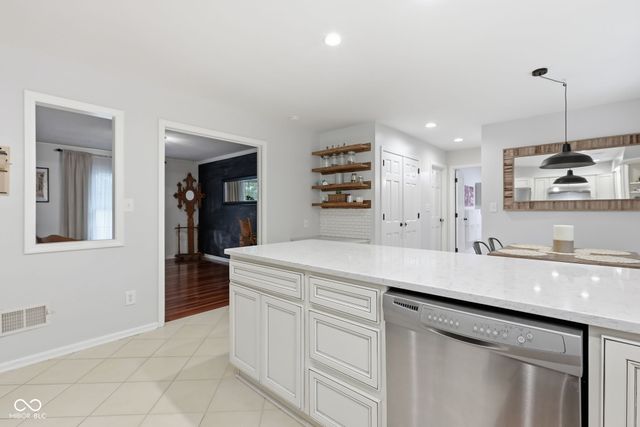 10525 Lasalle Road, Carmel, IN 46033