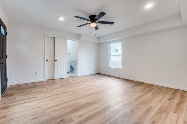 604 N East Street, Arlington, TX 76011