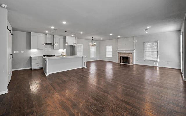 2001 Colcord Avenue, Waco, TX 76707