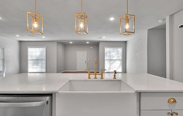 2001 Colcord Avenue, Waco, TX 76707