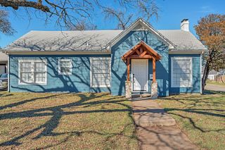 2001 Colcord Avenue, Waco, TX 76707