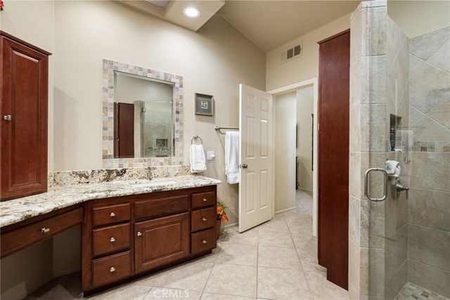 175 Bouquet Canyon Drive, Palm Desert, CA 92211