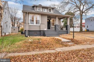 1938 W RIVER DR, Pennsauken, NJ 08110