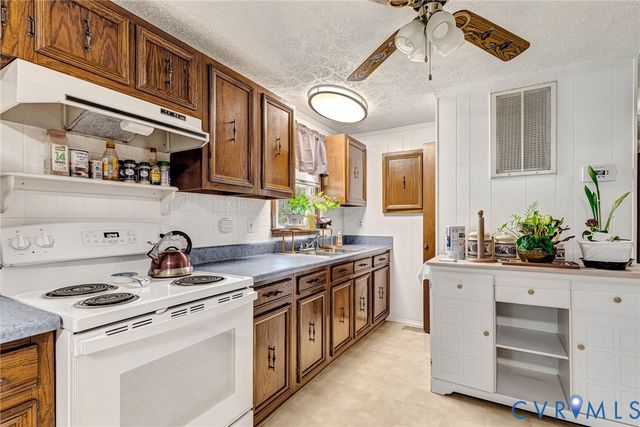 17012 Coatesville Rd, Beaverdam, VA 23015