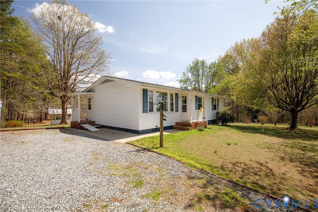 17012 Coatesville Rd, Beaverdam, VA 23015