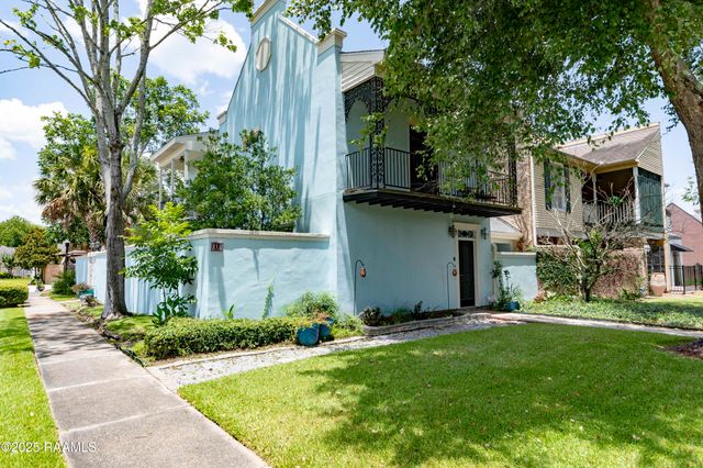 211 Ursuline Street, Lafayette, LA 70506