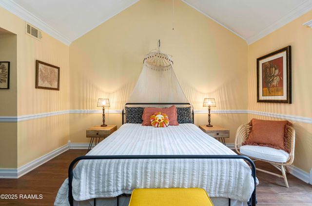 211 Ursuline Street, Lafayette, LA 70506