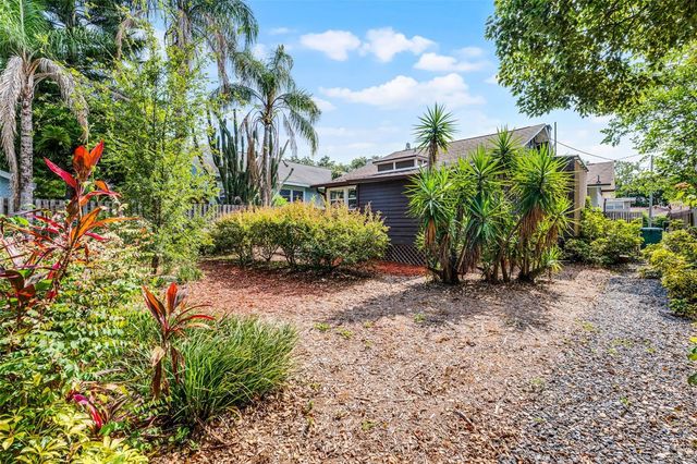 110 N BROWN AVENUE, Orlando, FL 32801