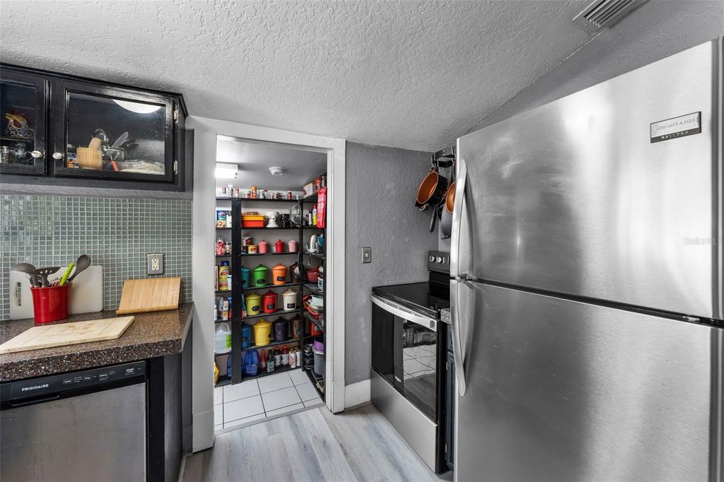 Image 7 of property listing at 110 N BROWN AVENUE, Orlando, FL 32801