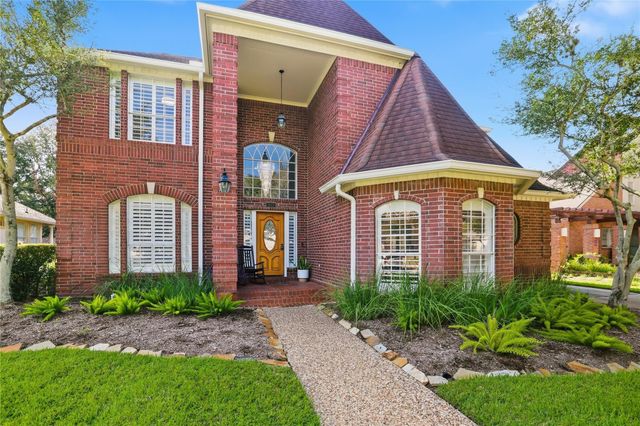 402 Lakeside Boulevard, Sugar Land, TX 77478