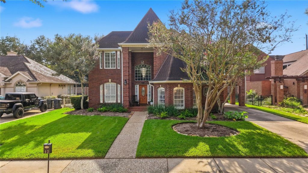 402 Lakeside Boulevard, Sugar Land, TX 77478