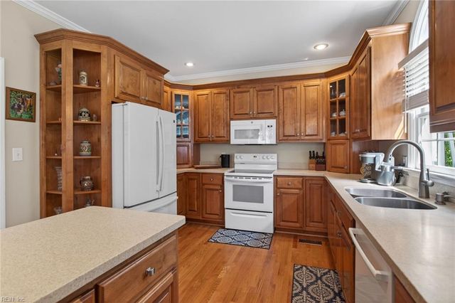 309 Treis TRL, Yorktown, VA 23693