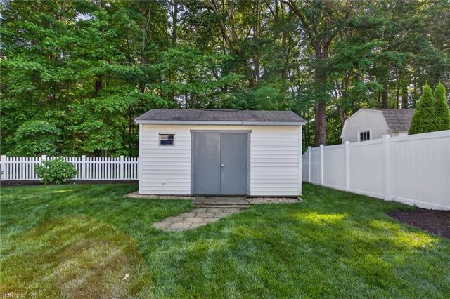 309 Treis TRL, Yorktown, VA 23693