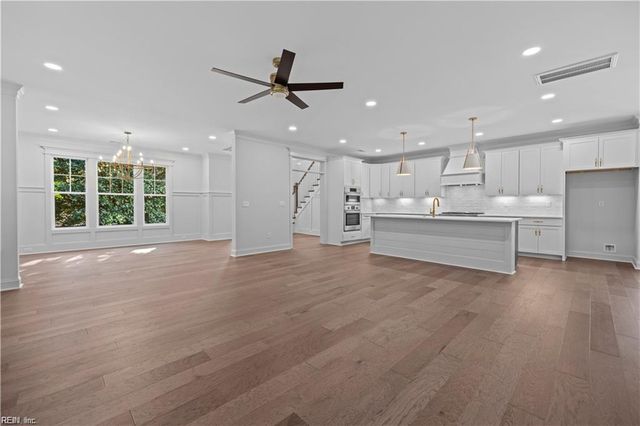 1429 Franklin DR, Virginia Beach, VA 23454