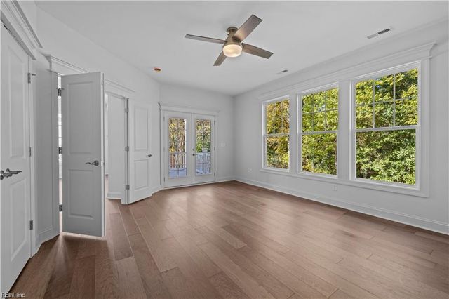 1429 Franklin DR, Virginia Beach, VA 23454