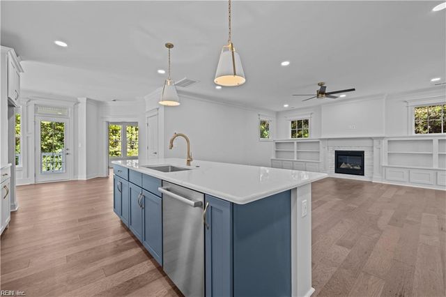 1429 Franklin DR, Virginia Beach, VA 23454