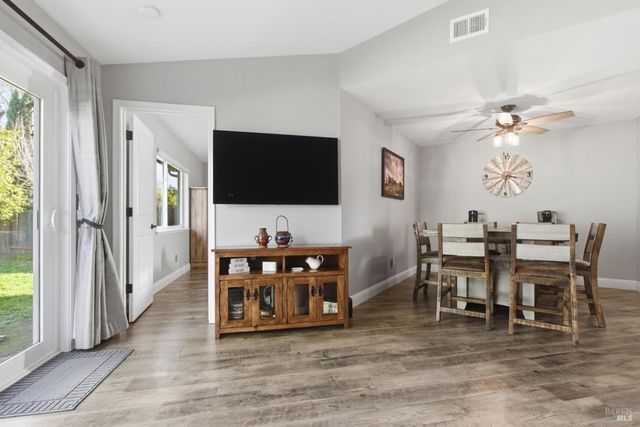 1433 Langley Way, Suisun City, CA 94585