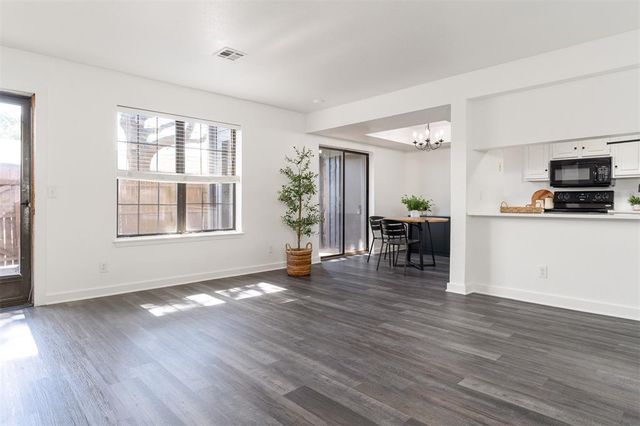 14421 N Pennsylvania Avenue 22C, Oklahoma City, OK 73134