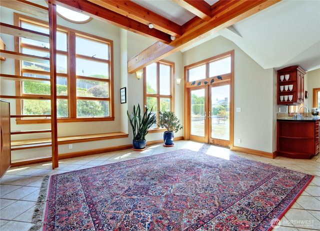 1012 Evergreen Drive, Bellevue, WA 98004