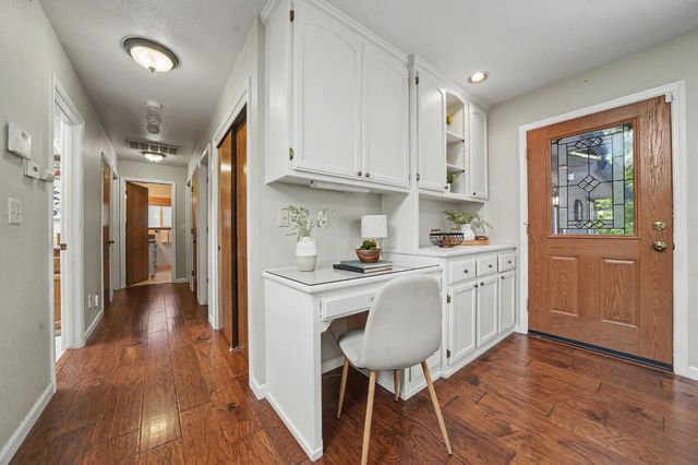21120 Vista Amorosa Ct, Pine Grove, CA 95665