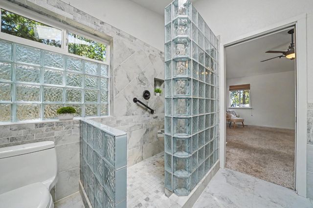 21120 Vista Amorosa Ct, Pine Grove, CA 95665