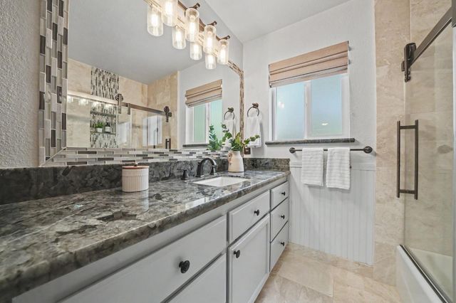 21120 Vista Amorosa Ct, Pine Grove, CA 95665