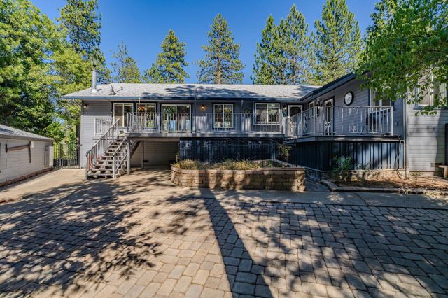 21120 Vista Amorosa Ct, Pine Grove, CA 95665