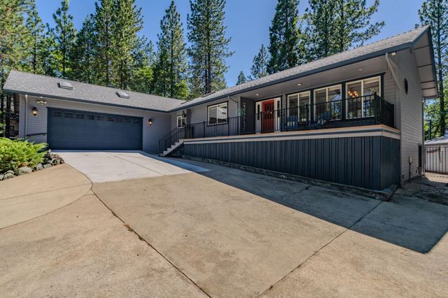 21120 Vista Amorosa Ct, Pine Grove, CA 95665