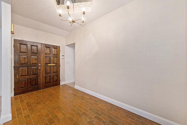 975 Sand Bar Cir, Carmichael, CA 95608