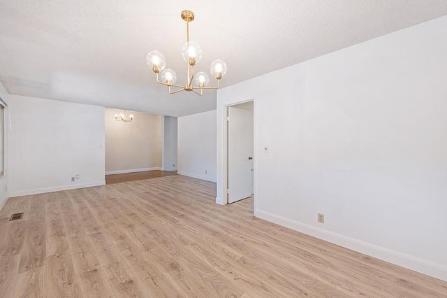 975 Sand Bar Cir, Carmichael, CA 95608