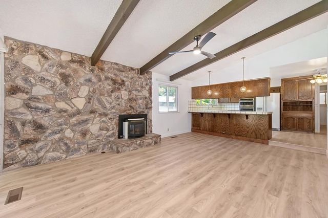 975 Sand Bar Cir, Carmichael, CA 95608