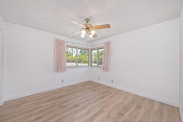 975 Sand Bar Cir, Carmichael, CA 95608