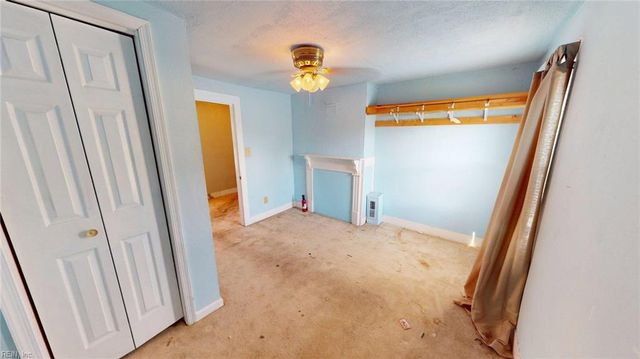 2046 Christian AVE, Chesapeake, VA 23324