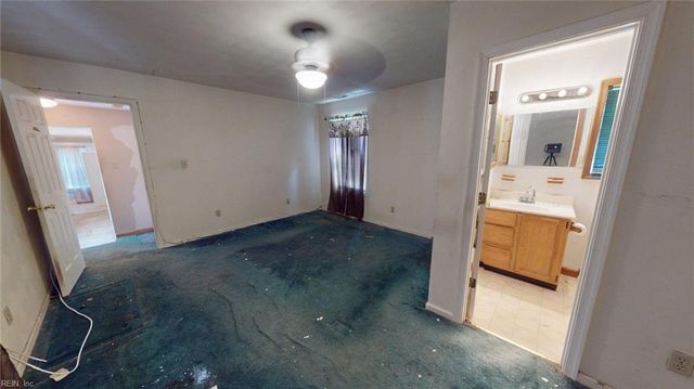 2046 Christian AVE, Chesapeake, VA 23324