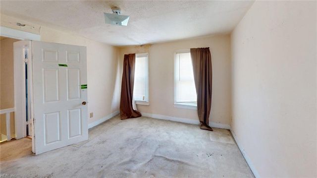 2046 Christian AVE, Chesapeake, VA 23324