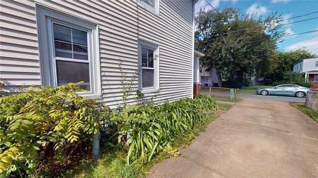 2046 Christian AVE, Chesapeake, VA 23324