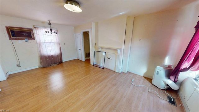 2046 Christian AVE, Chesapeake, VA 23324