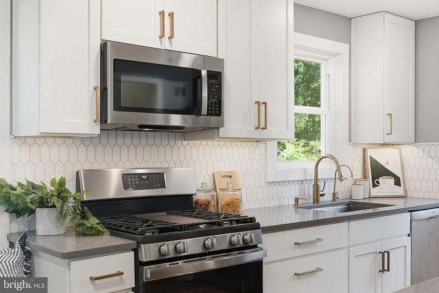 716 AUBURN AVE, Takoma Park, MD 20912