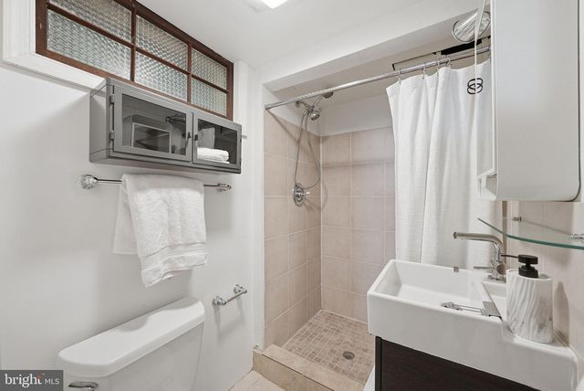 716 AUBURN AVE, Takoma Park, MD 20912