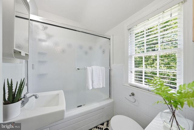 716 AUBURN AVE, Takoma Park, MD 20912