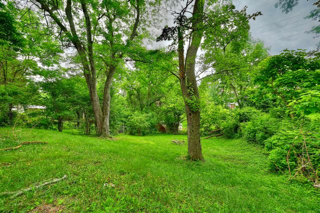 14 Von Zuben Court, Fort Thomas, KY 41075